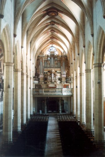 hoher Chor der Predigerkirche mit Blick auf die Schukeorgel