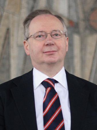 Foto: Prof. Dr. Dr. Csaba Földes © Universität Erfurt Porträt von Prof. Dr. Dr. Csaba Földes