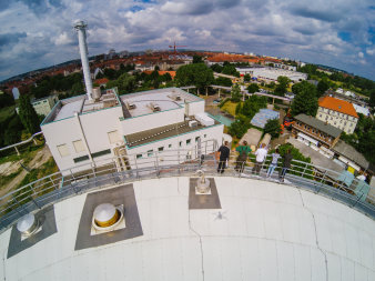 Foto: Wärmespeicher © Steve Bauerschmidt ein Blick vom Wärmespeicher aus über die Stadt Erfurt
