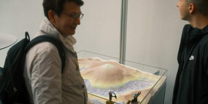 Augmented Reality – Einblicke in die Geophysik mit der Sandbox